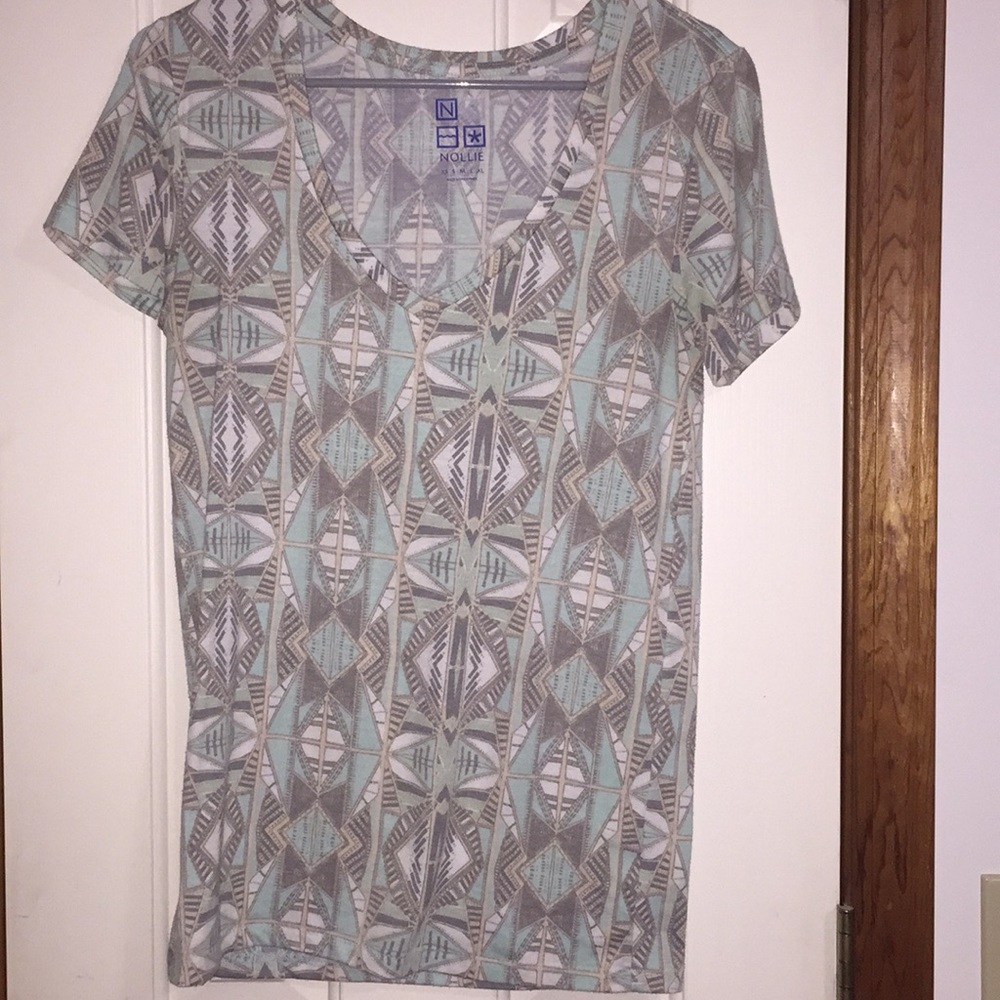 Aztec pattern tee